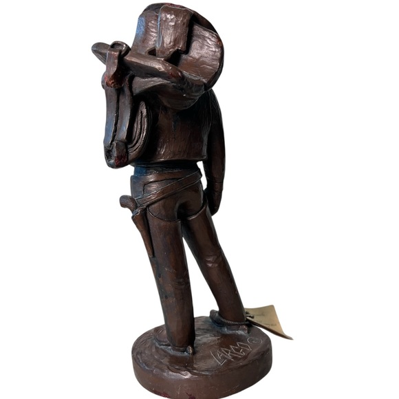 Vintage Largo Sculpture High Plain Drifter Cowboy with‎ Saddle on Shoulder 13" - Picture 6 of 12